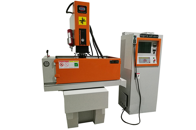 臺(tái)一火花機(jī)